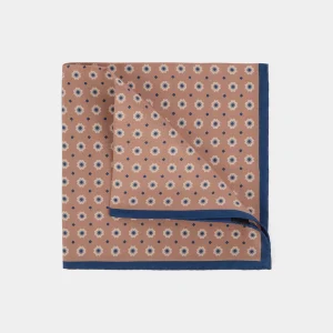 Pochette fond marron clair à motif fleurs beiges