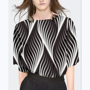 T-Shirt Manches Courtes Femme Élégant